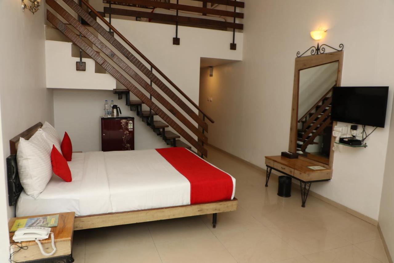 Bella Vista Mahabaleshwar Hotel Buitenkant foto